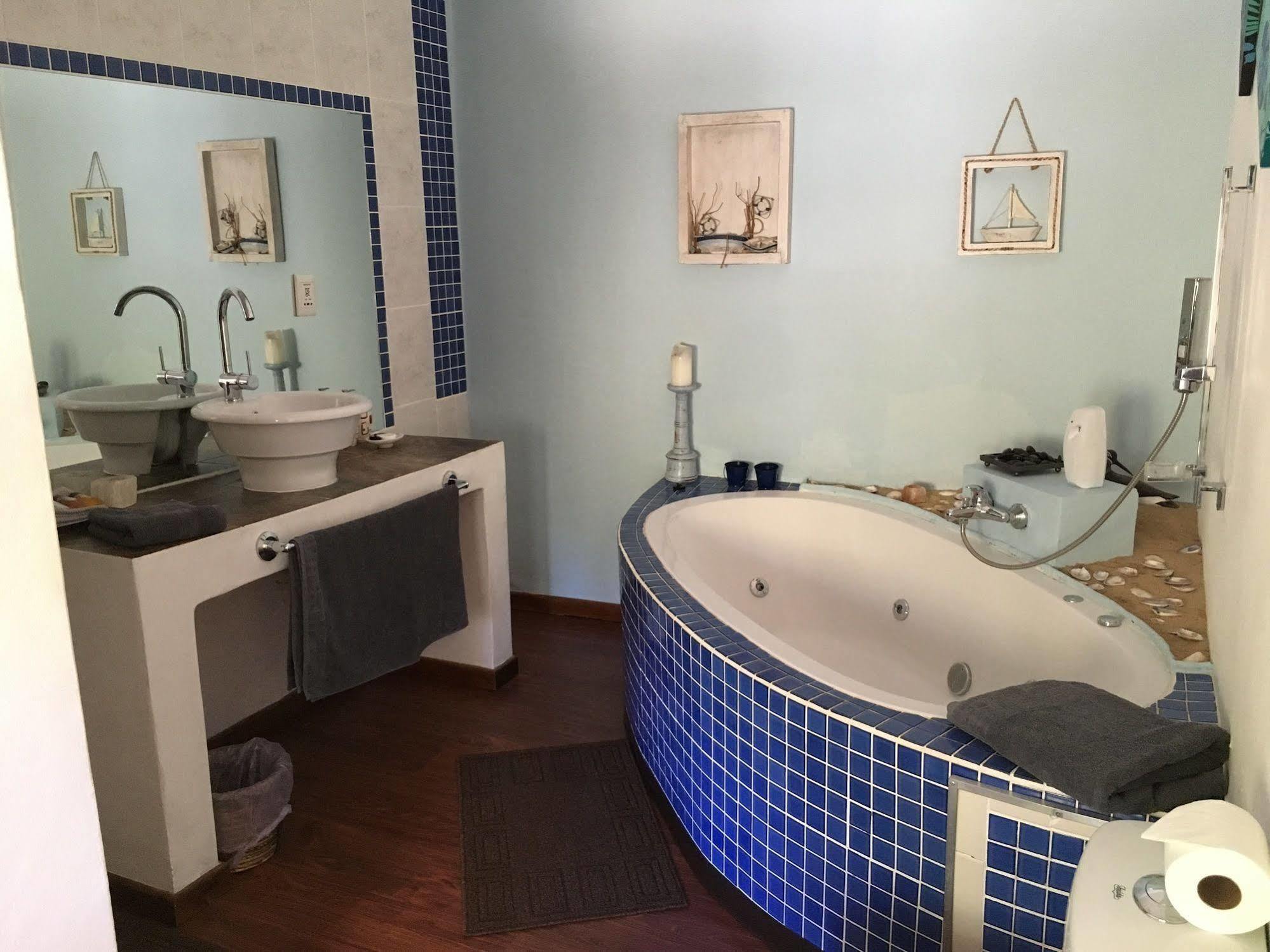Ons Stee Bed And Breakfast Wellington Ngoại thất bức ảnh